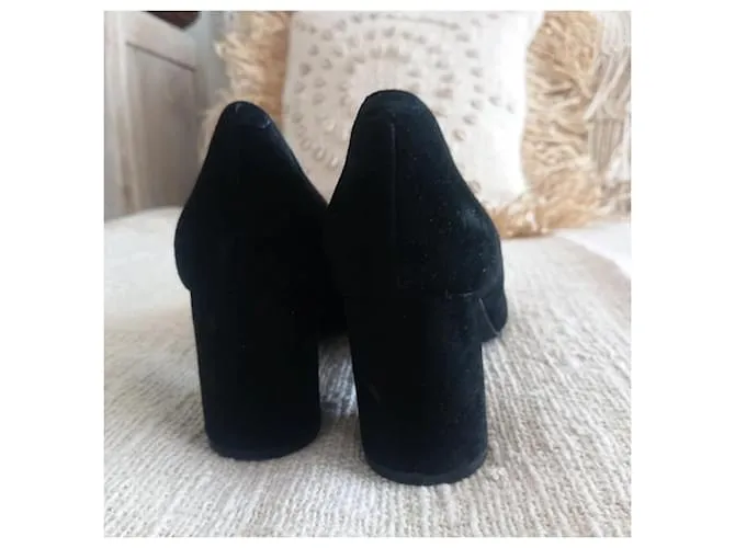Autre Marque Zapatos con bordado Negro 