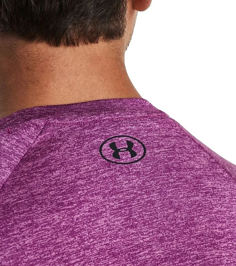 CAMISA UNDER ARMOUR TECH 2.0  MYSTIC MAGENTA  MEN´S