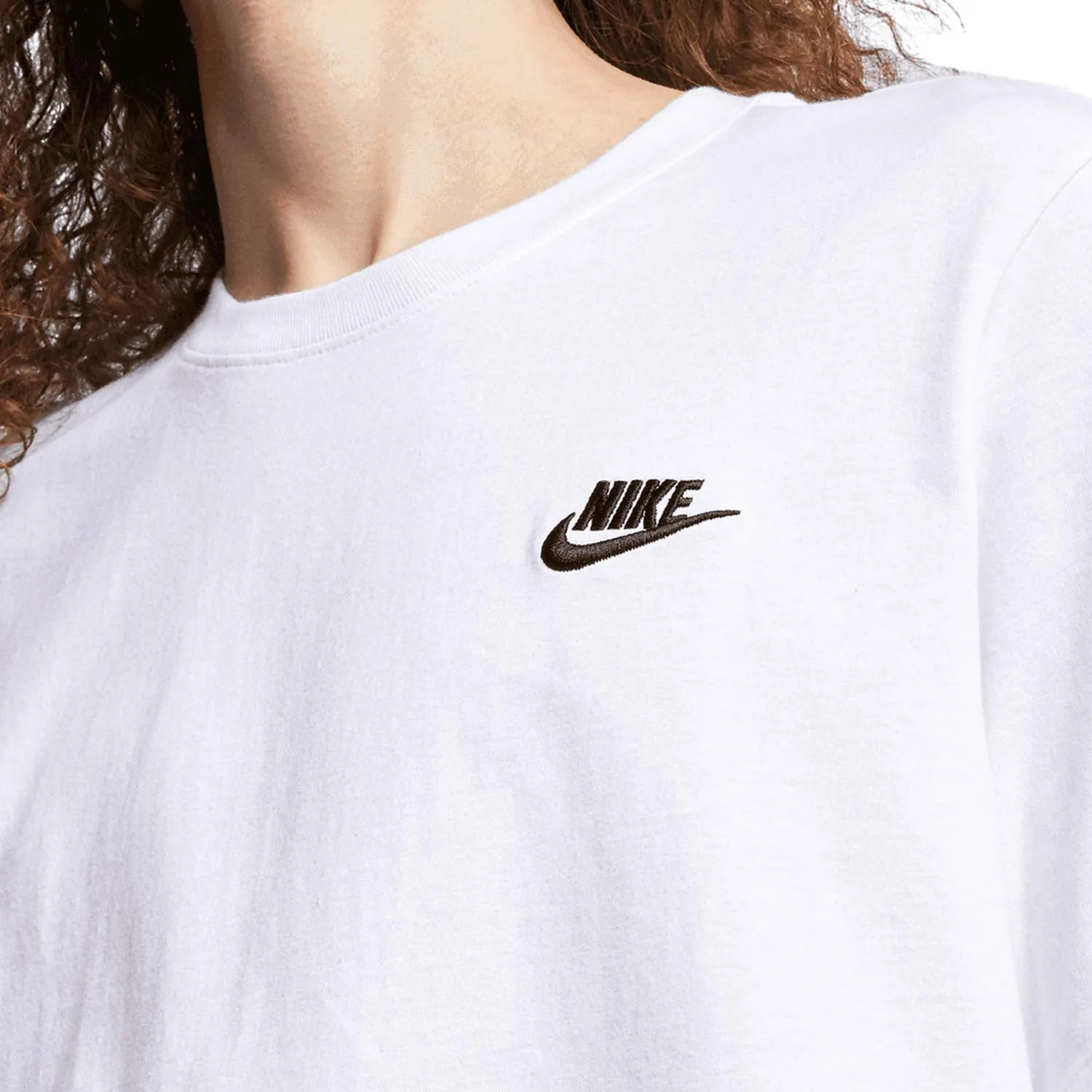 Camiseta Nike Sportswear Club