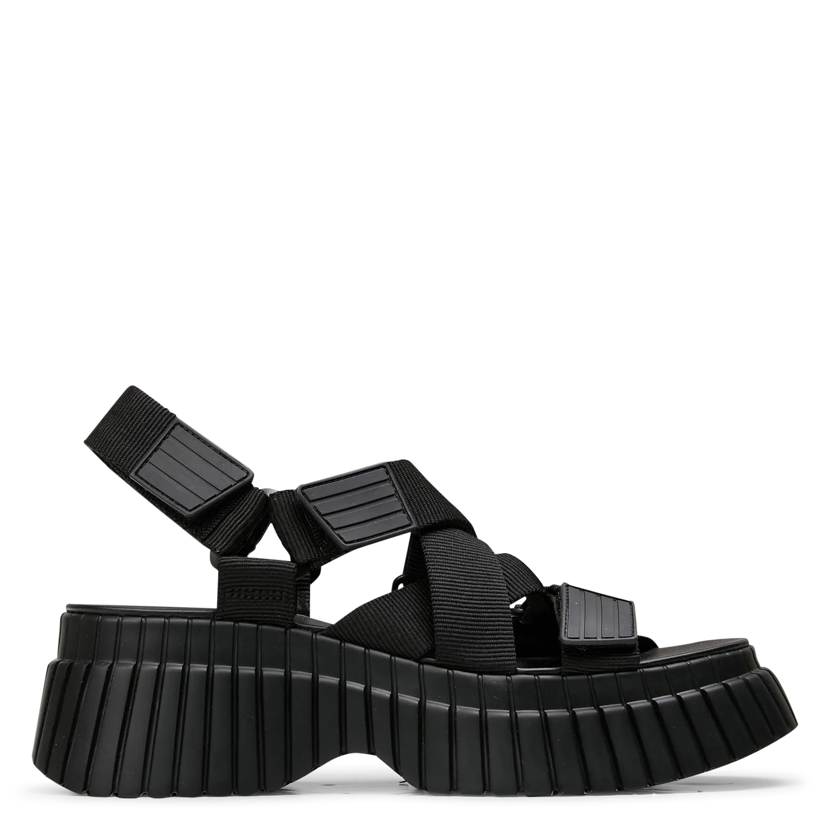 CAMPER BCN  SANDALIAS CON CUñA DE MEZCLA DE FIBRAS RECICLADAS EN NEGRO