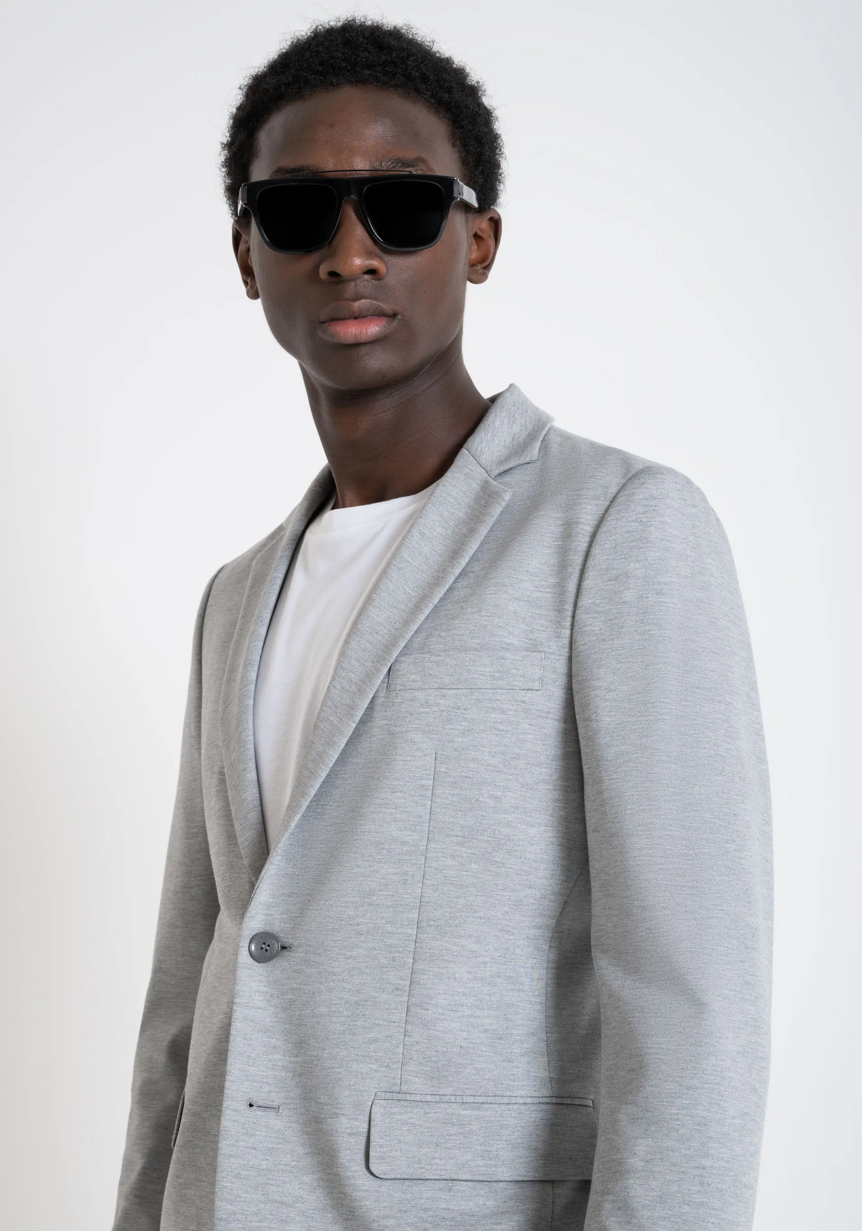 CHAQUETA ASHE SUPER SLIM FIT EN TELA DE MEZCLA DE VISCOSA ELÁSTICA