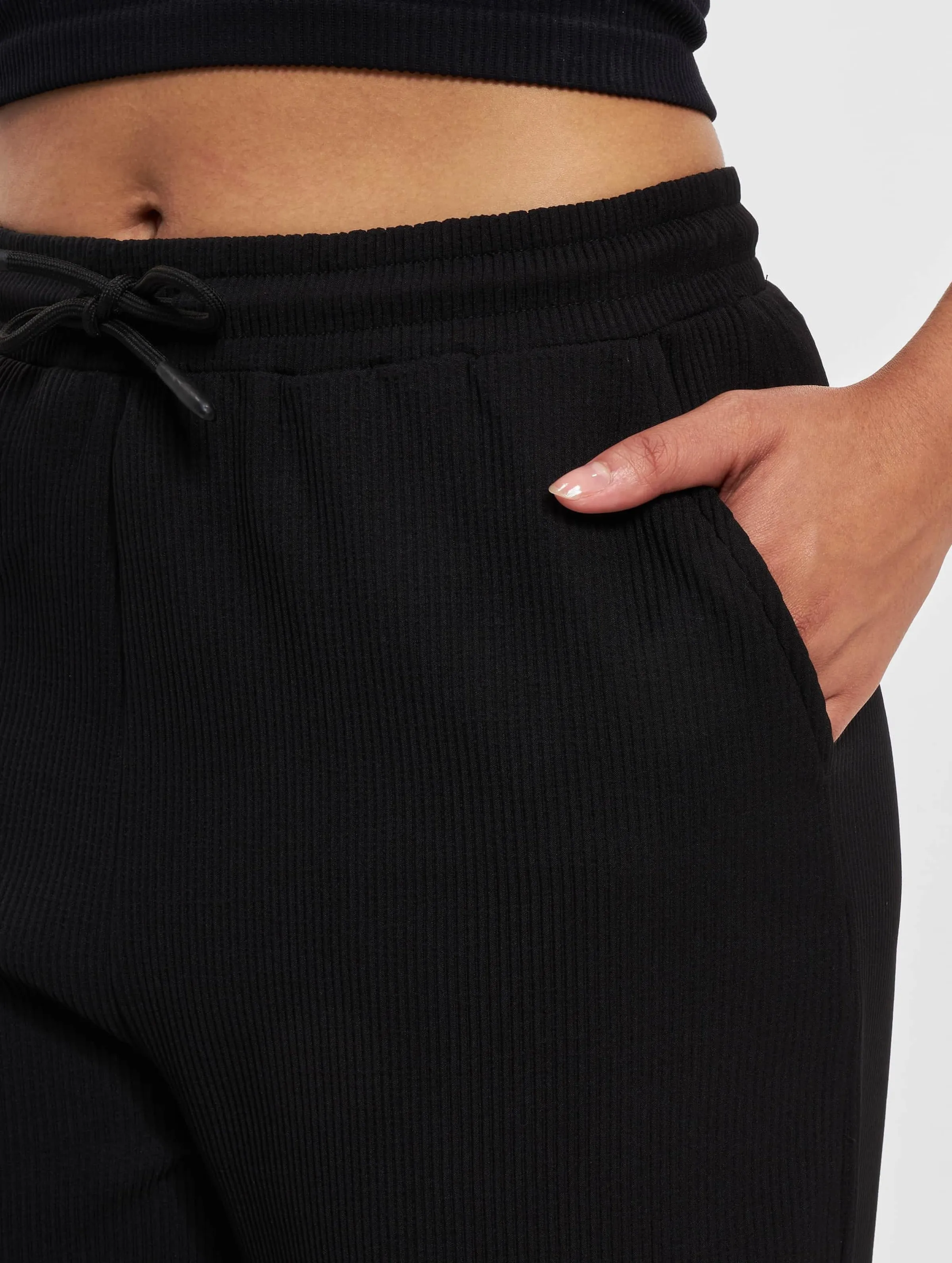 DEF Pleat