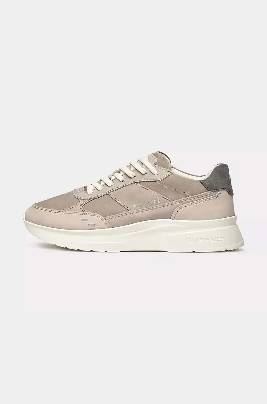 Filling Pieces Jet Runner