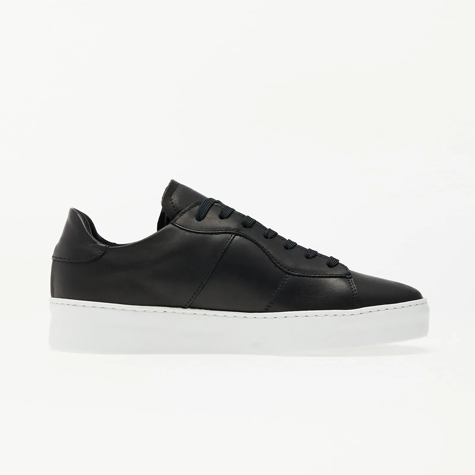 Filling Pieces Light Plain Court
