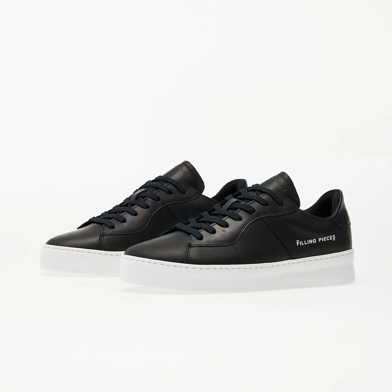 Filling Pieces Light Plain Court