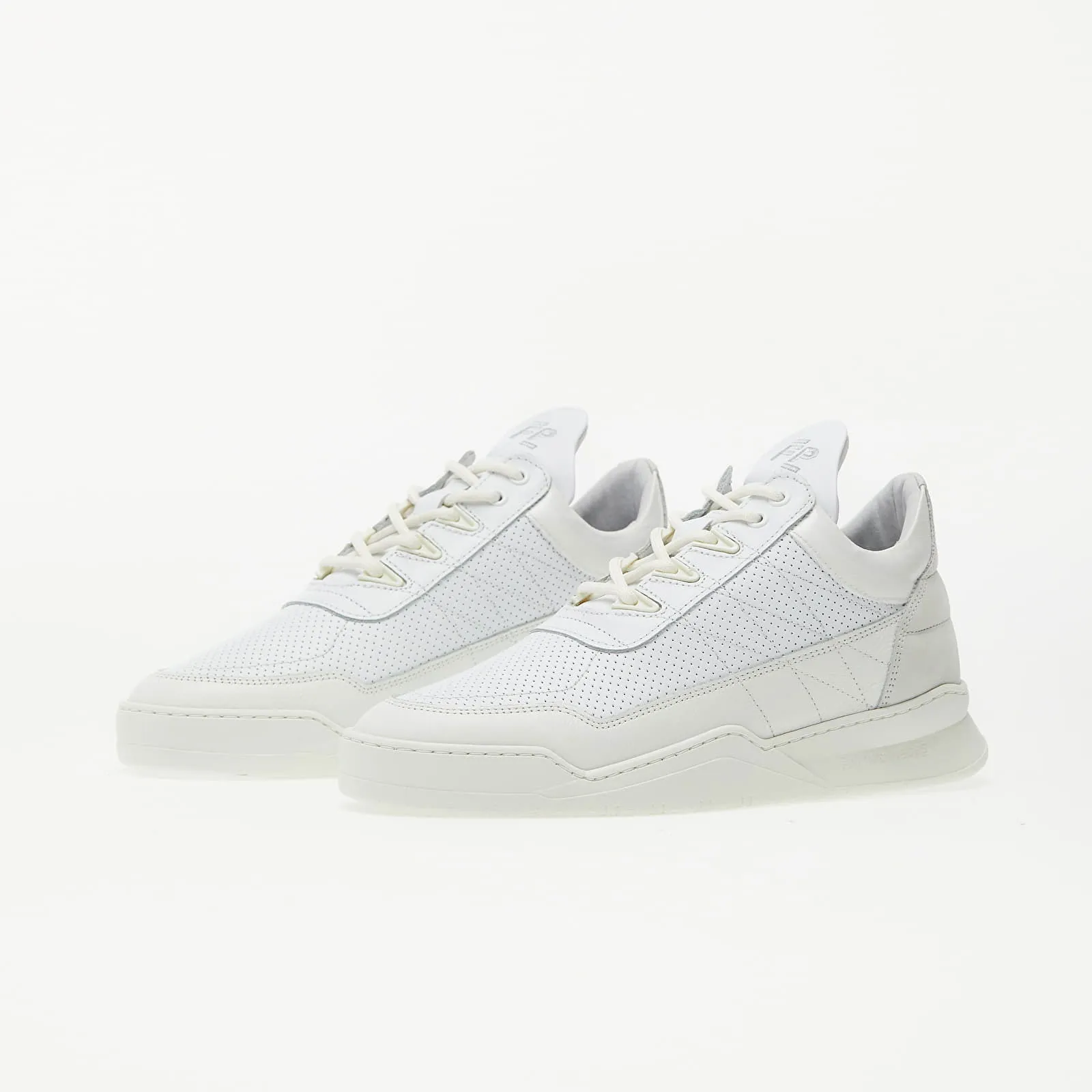 Filling Pieces Low Top Ghost Tweek