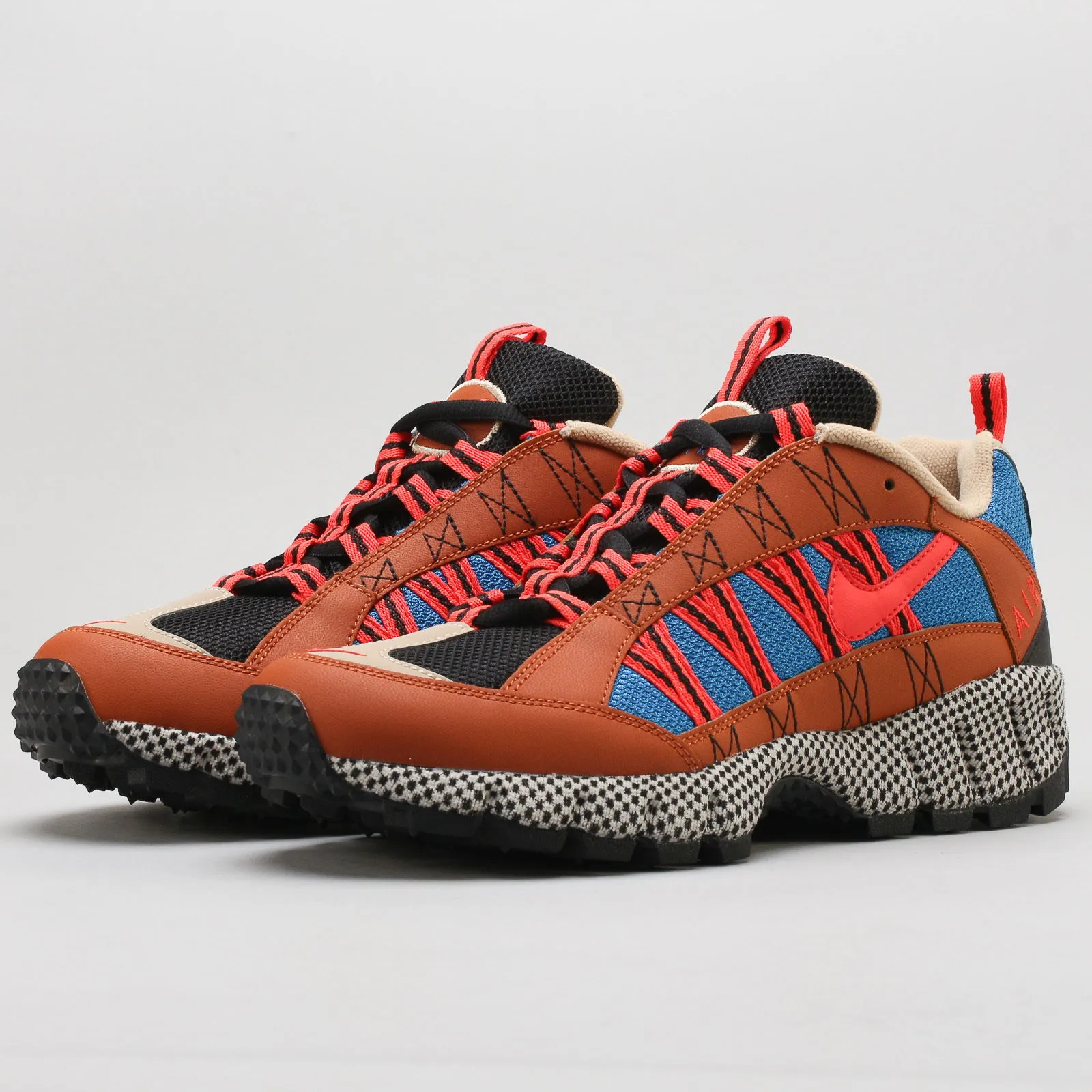 Nike Air Humara '17 QS