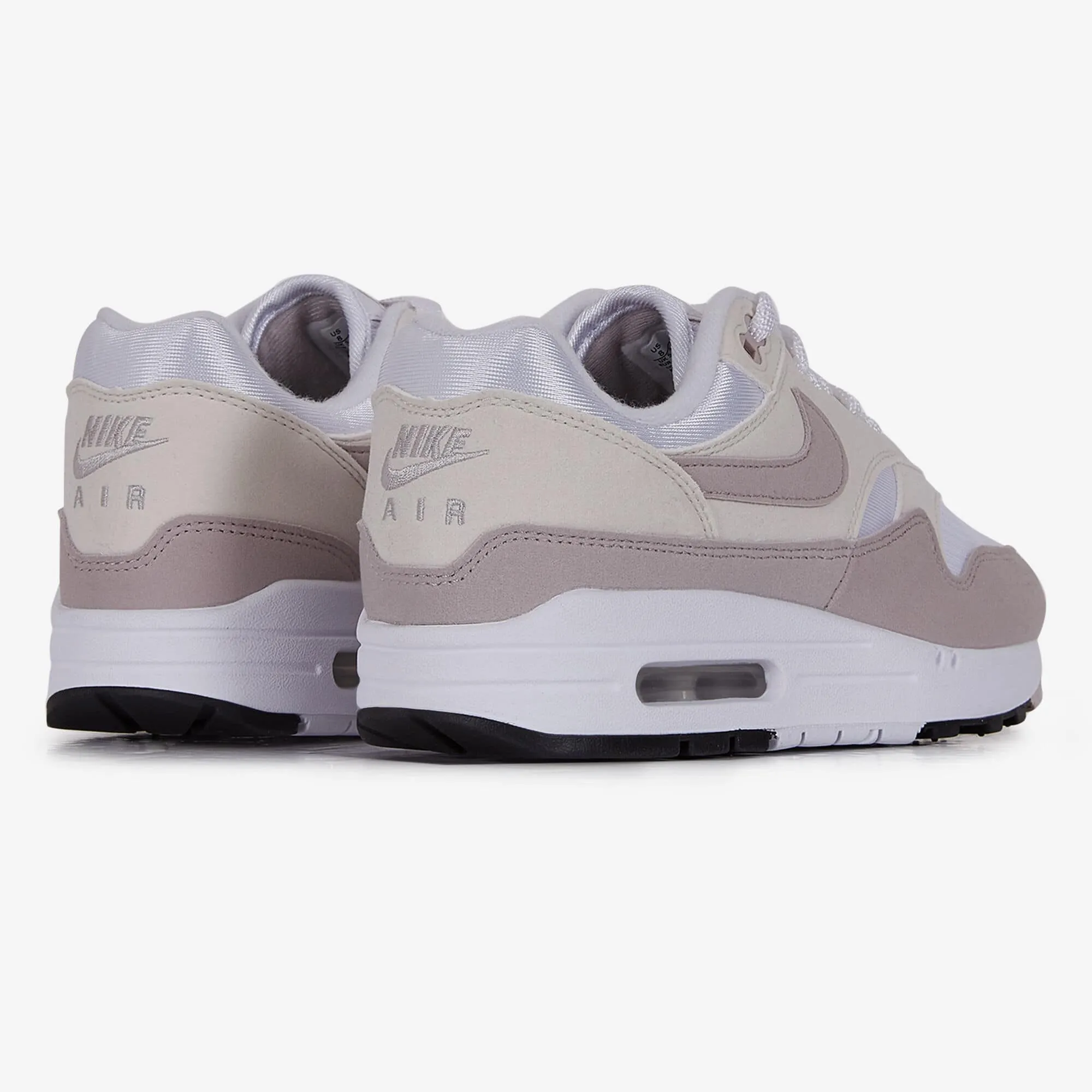 NIKE AIR MAX 1