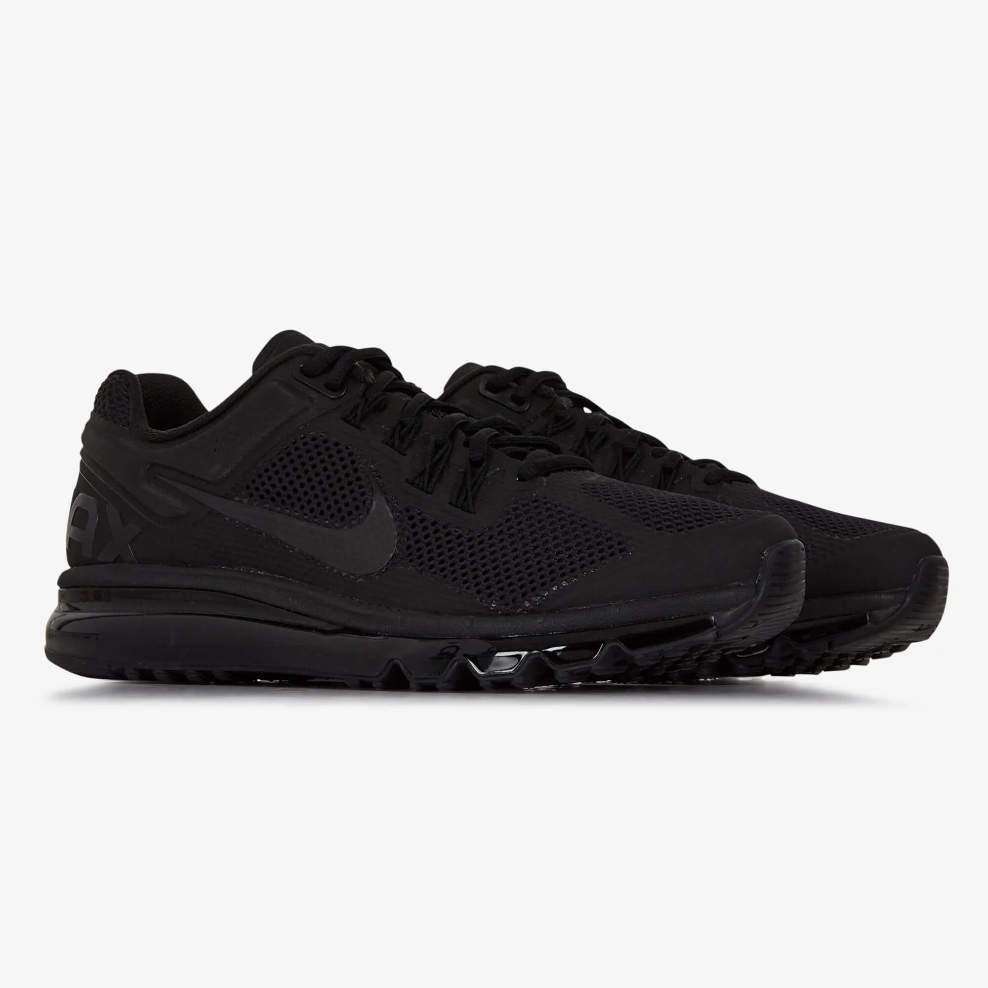 NIKE AIR MAX 2013