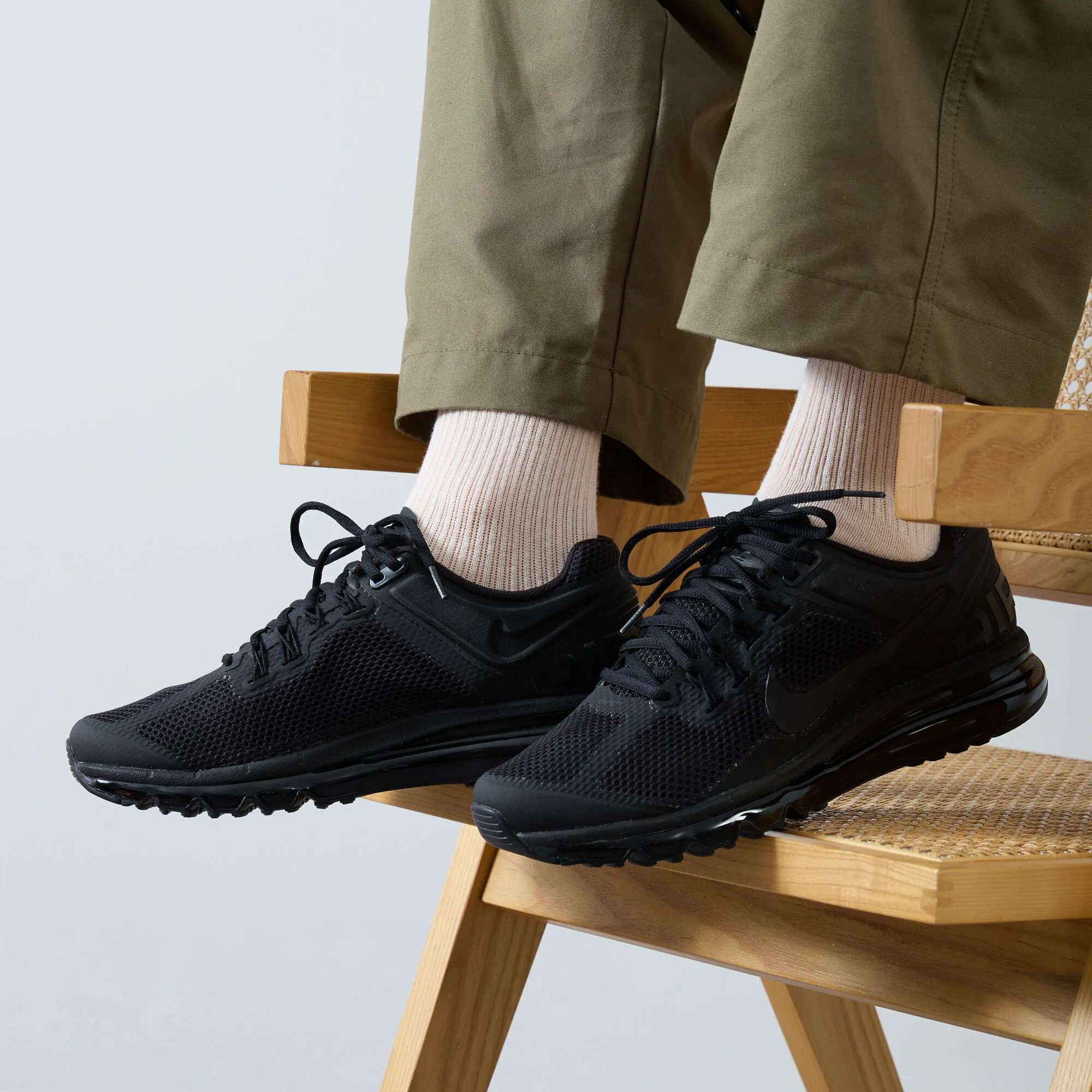 NIKE AIR MAX 2013