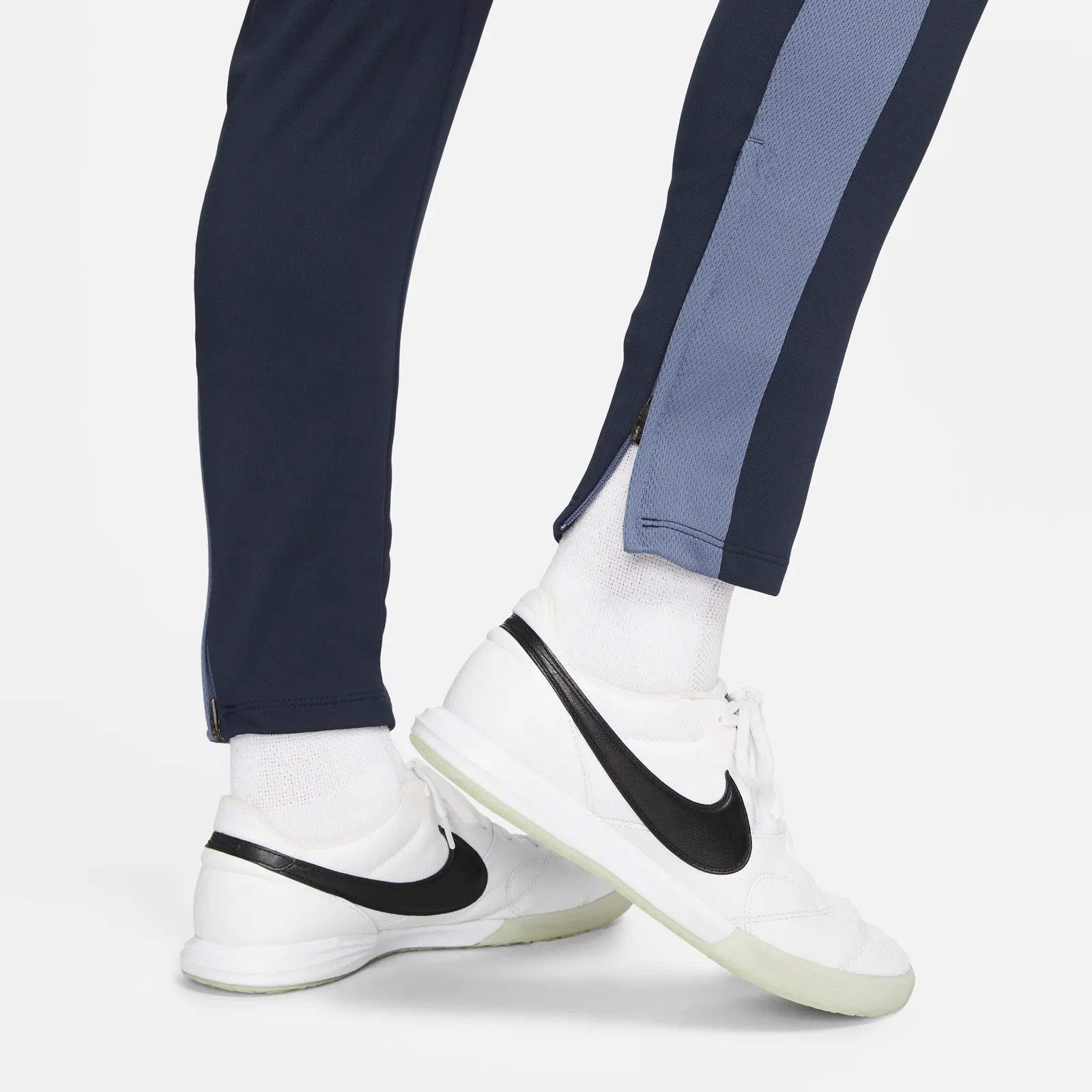 NIKE DRIFIT ACADEMY