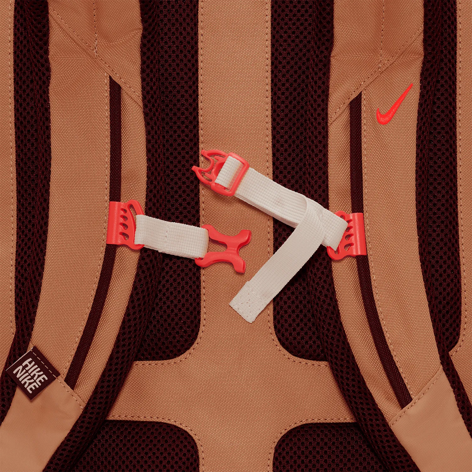 NIKE DRIFIT HIKE BACKPACK