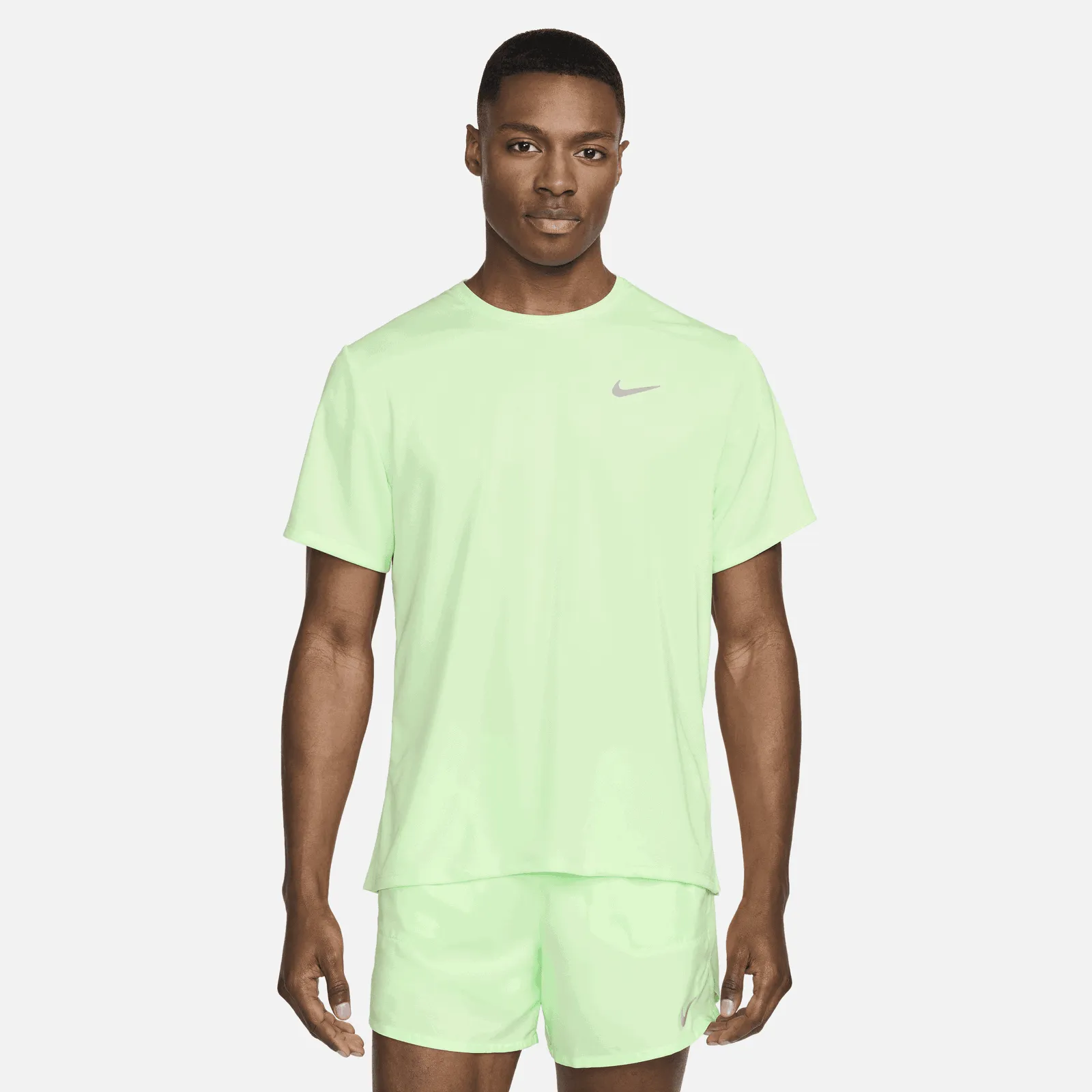 NIKE MILER DRIFIT UV