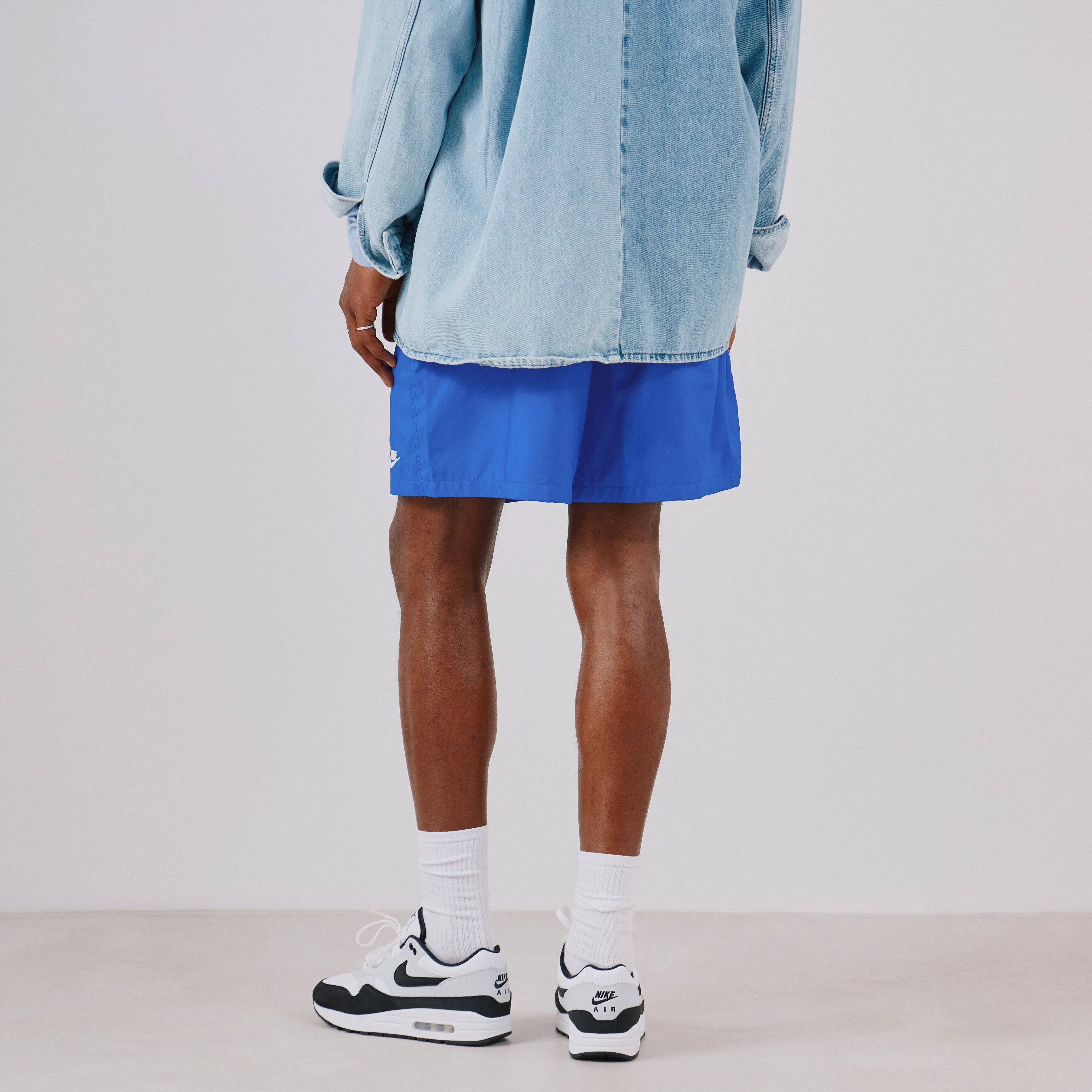 NIKE SHORT CLUB WOVEN FLOW