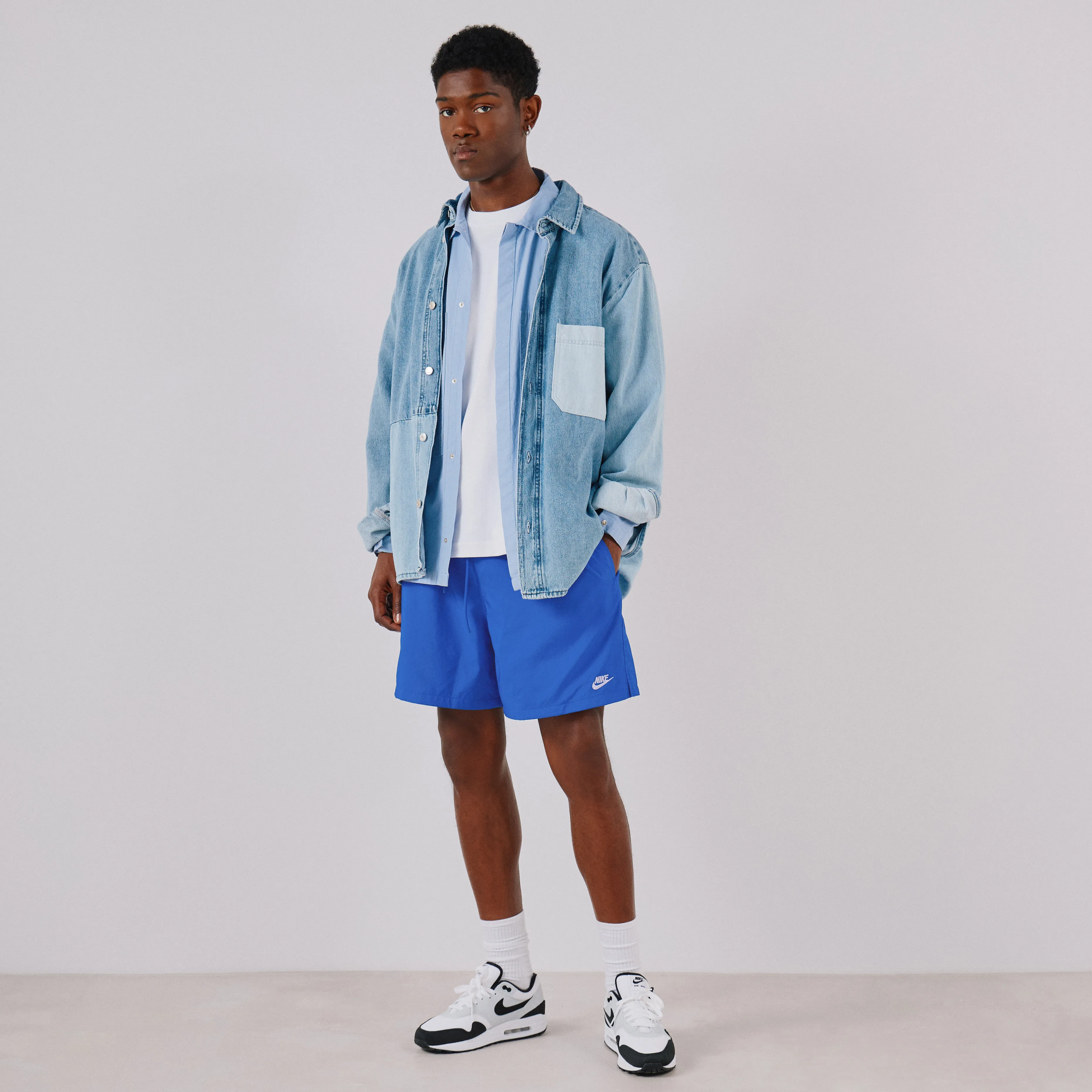 NIKE SHORT CLUB WOVEN FLOW