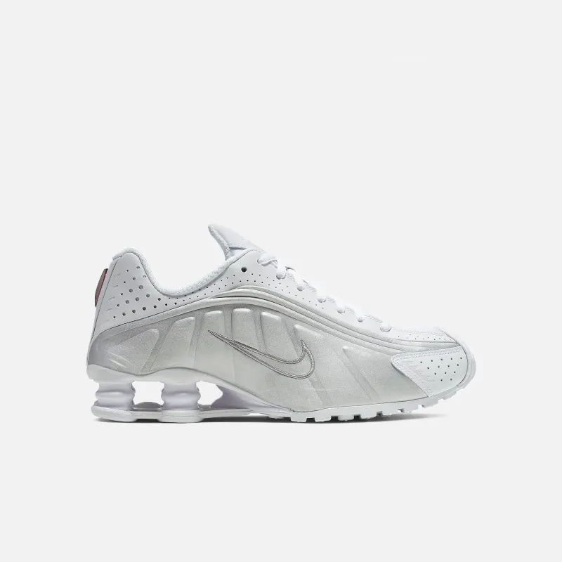 NIKE SHOX R4 AR3565101