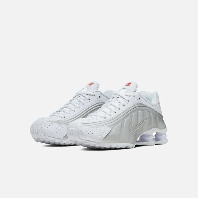 NIKE SHOX R4 AR3565101