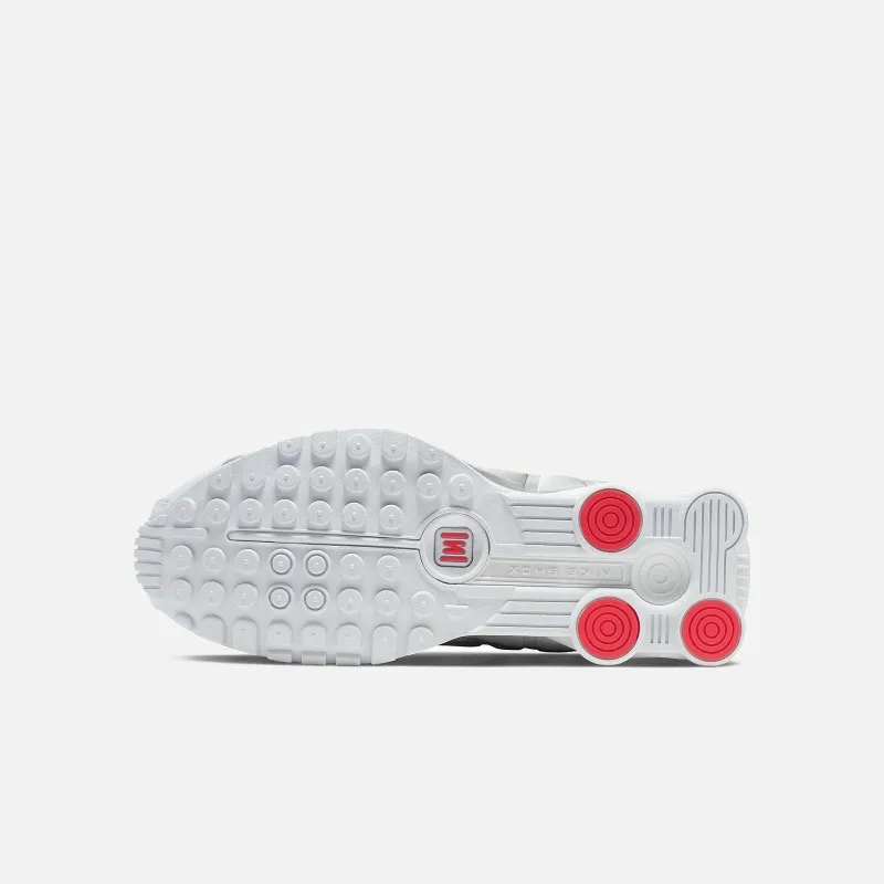 NIKE SHOX R4 AR3565101