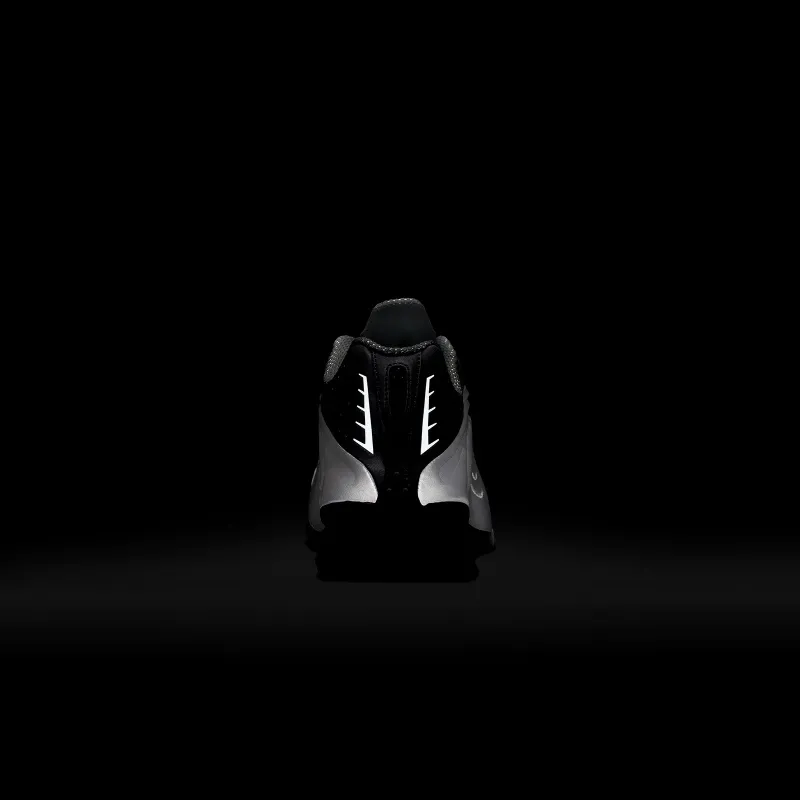NIKE SHOX R4 AR3565101