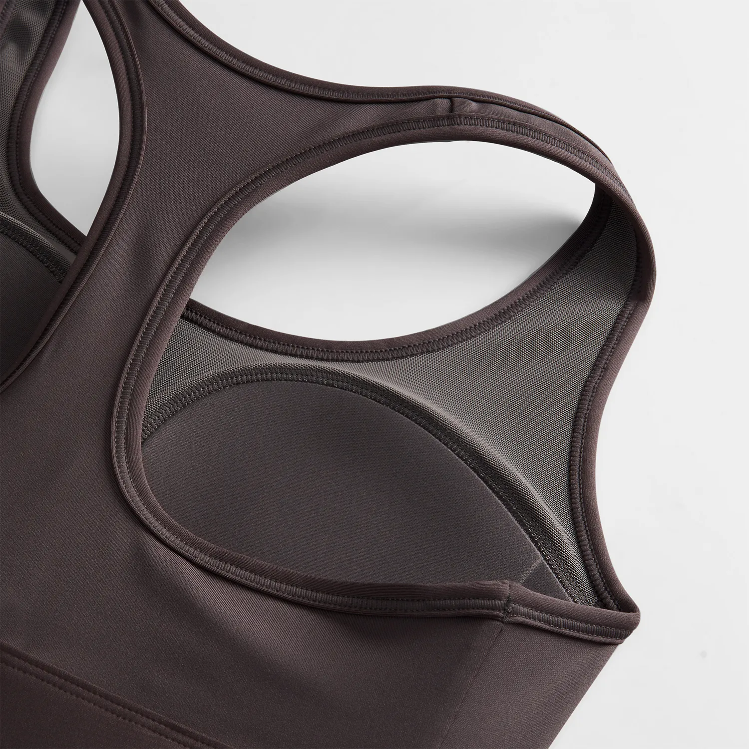 NIKE SWOOSH DRIFIT SPORTS BRA