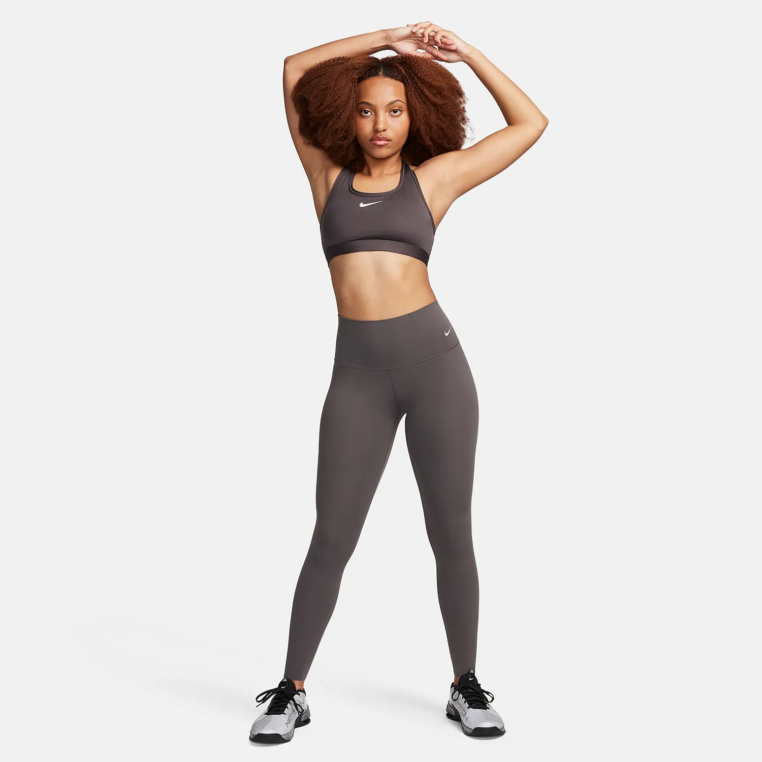 NIKE SWOOSH DRIFIT SPORTS BRA
