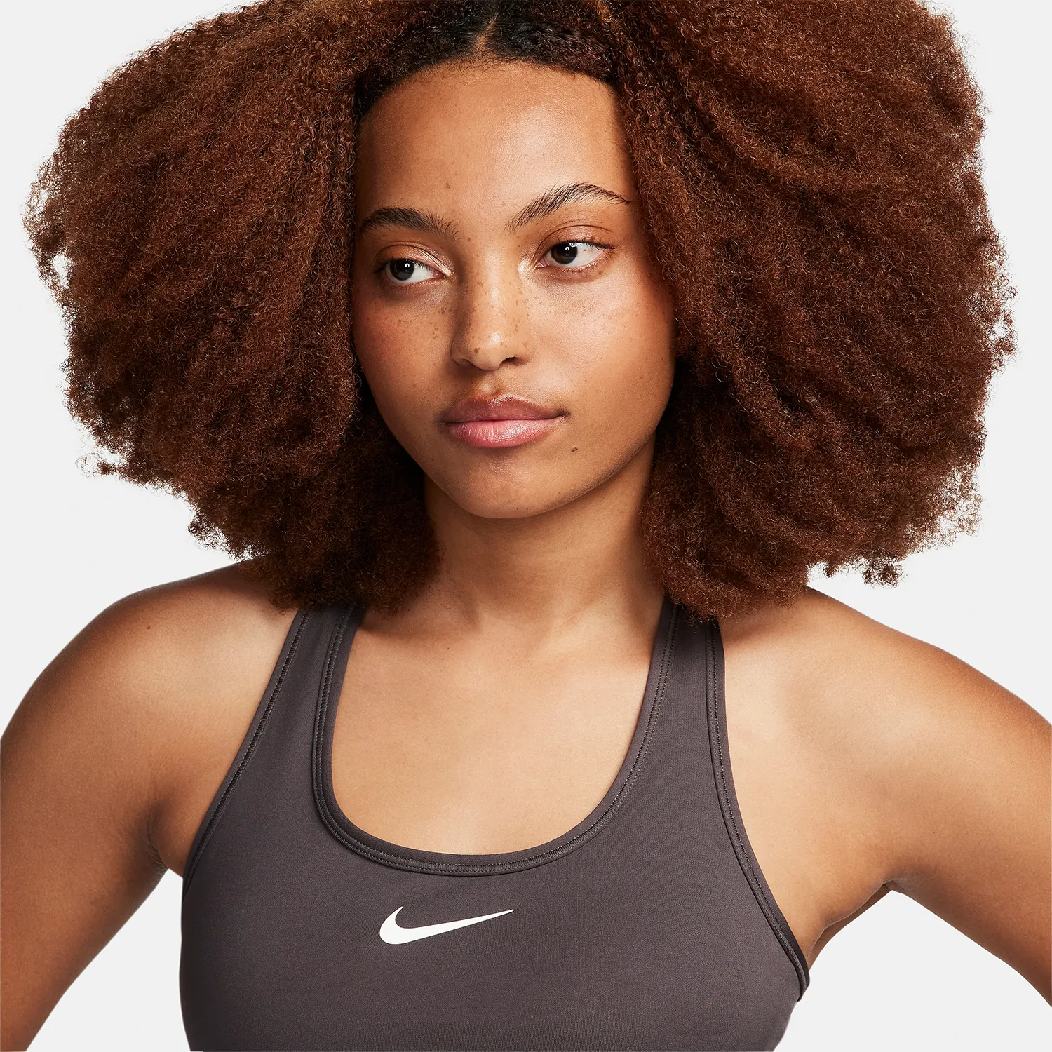 NIKE SWOOSH DRIFIT SPORTS BRA
