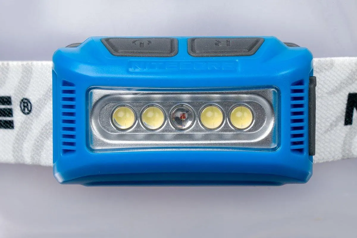 Nitecore NU10 linterna frontal ligera recargable, azul