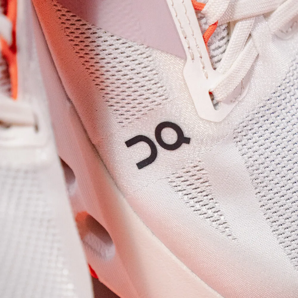 ON RUNNING ON CLOUDSURFER NEXT ZAPATILLAS RUNNING   SS25