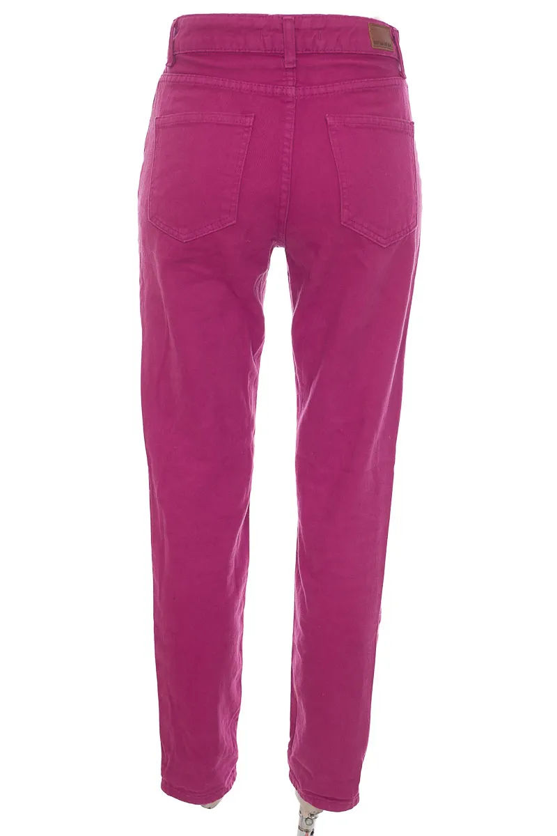 PANTALóN COLOR MORADO  JEANS WEAR