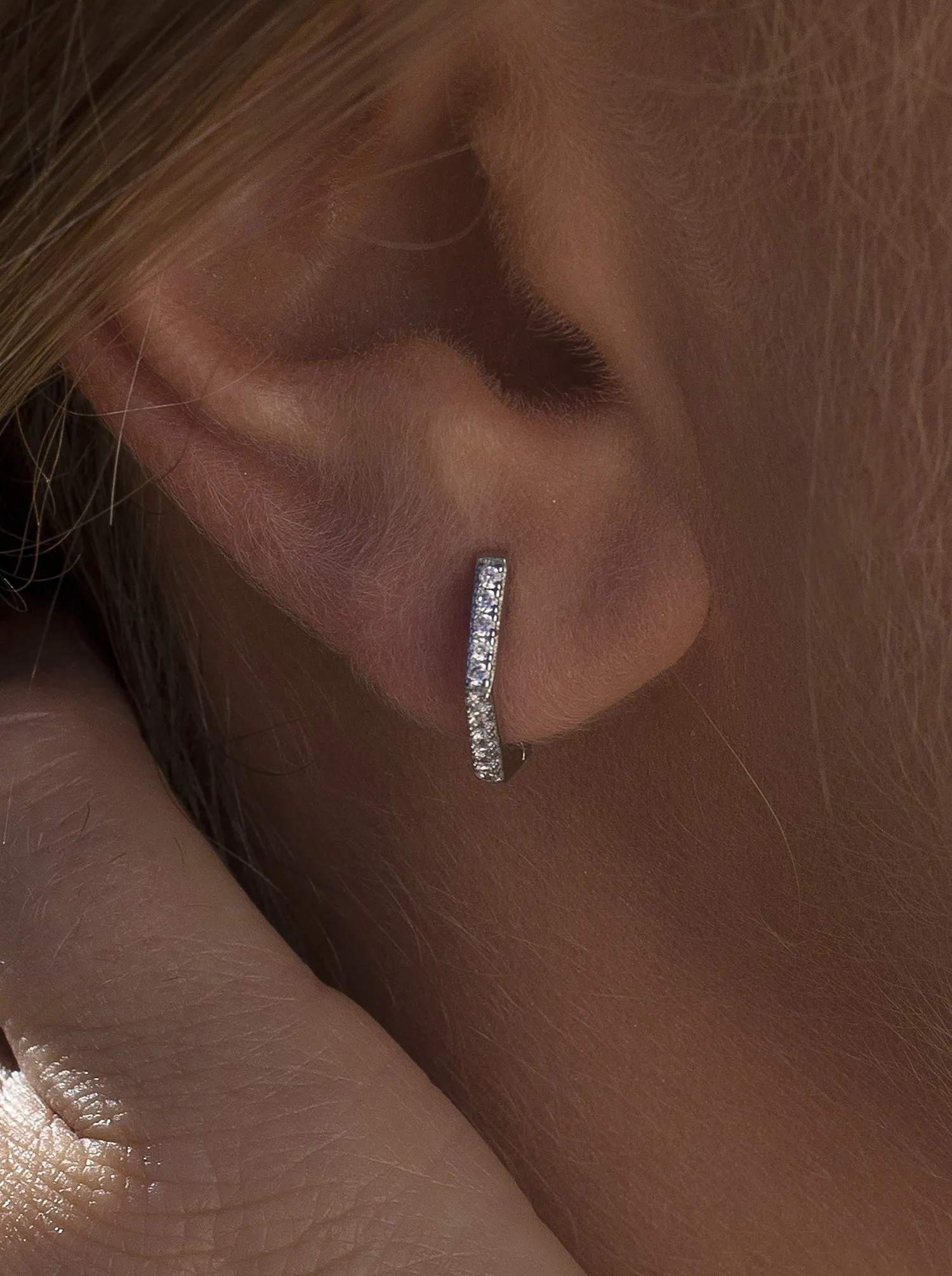 Pendientes aro de plata diseo hexagonal con circonitas