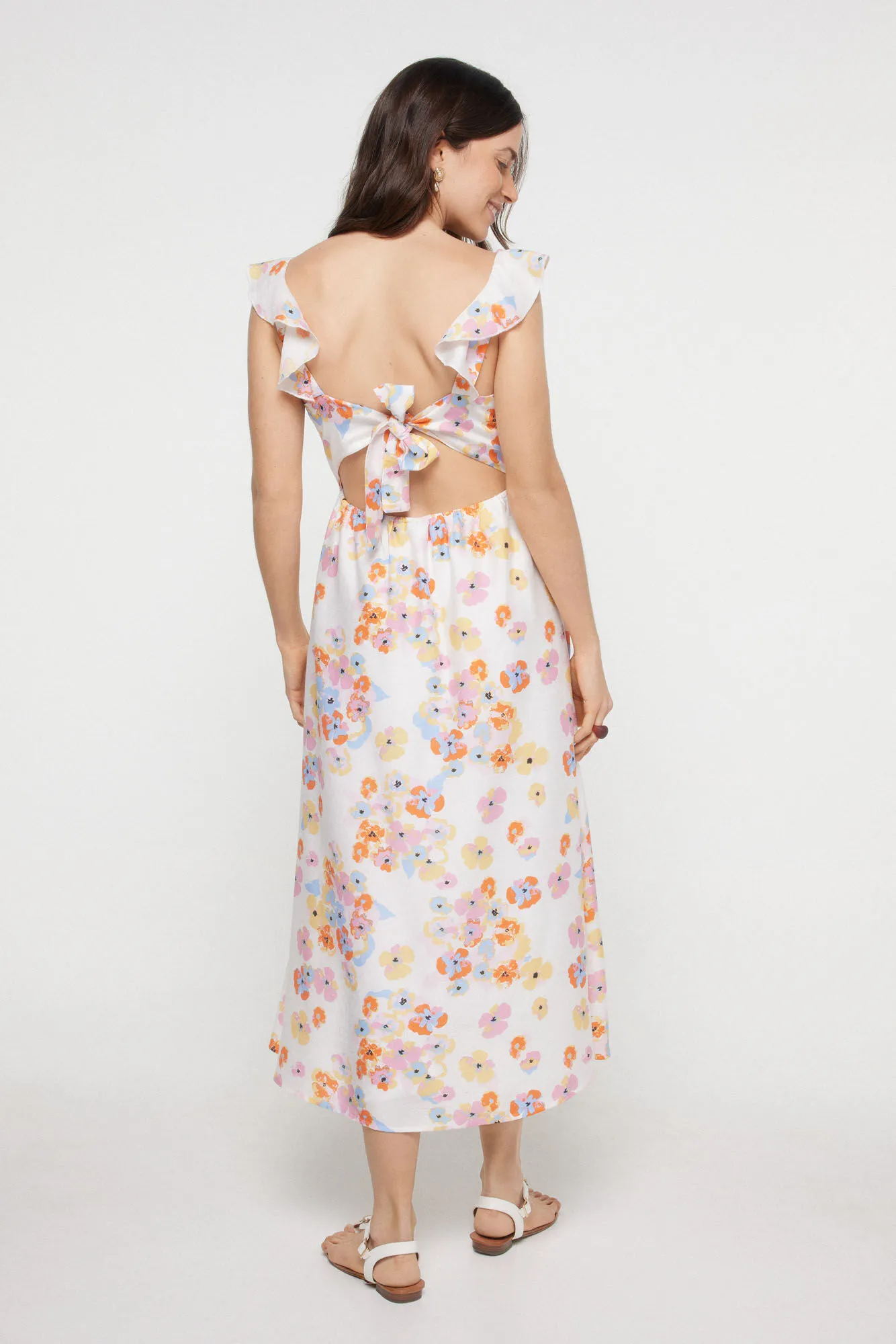 Pieces Vestido midi de tirante con volante y estampado floral.