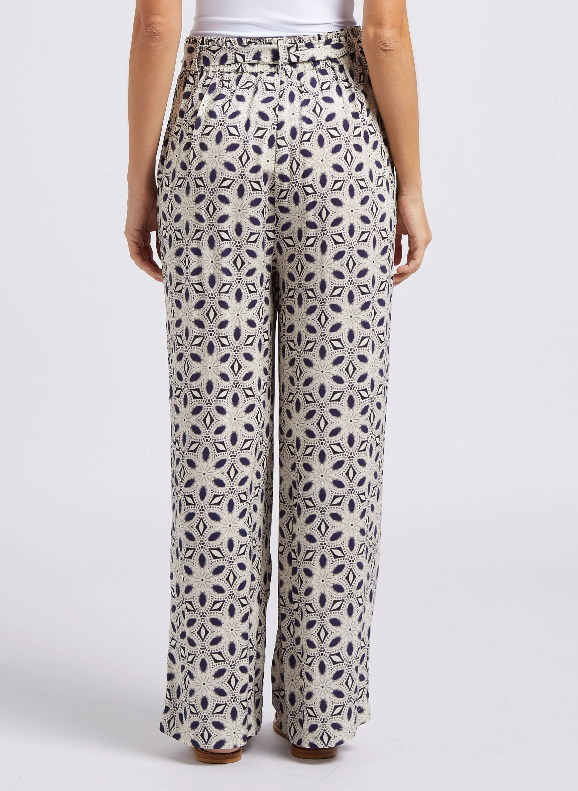 SUD EXPRESS PAGADIR  PANTALóN ANCHO DE TALLE ALTO ESTAMPADO EN AZUL