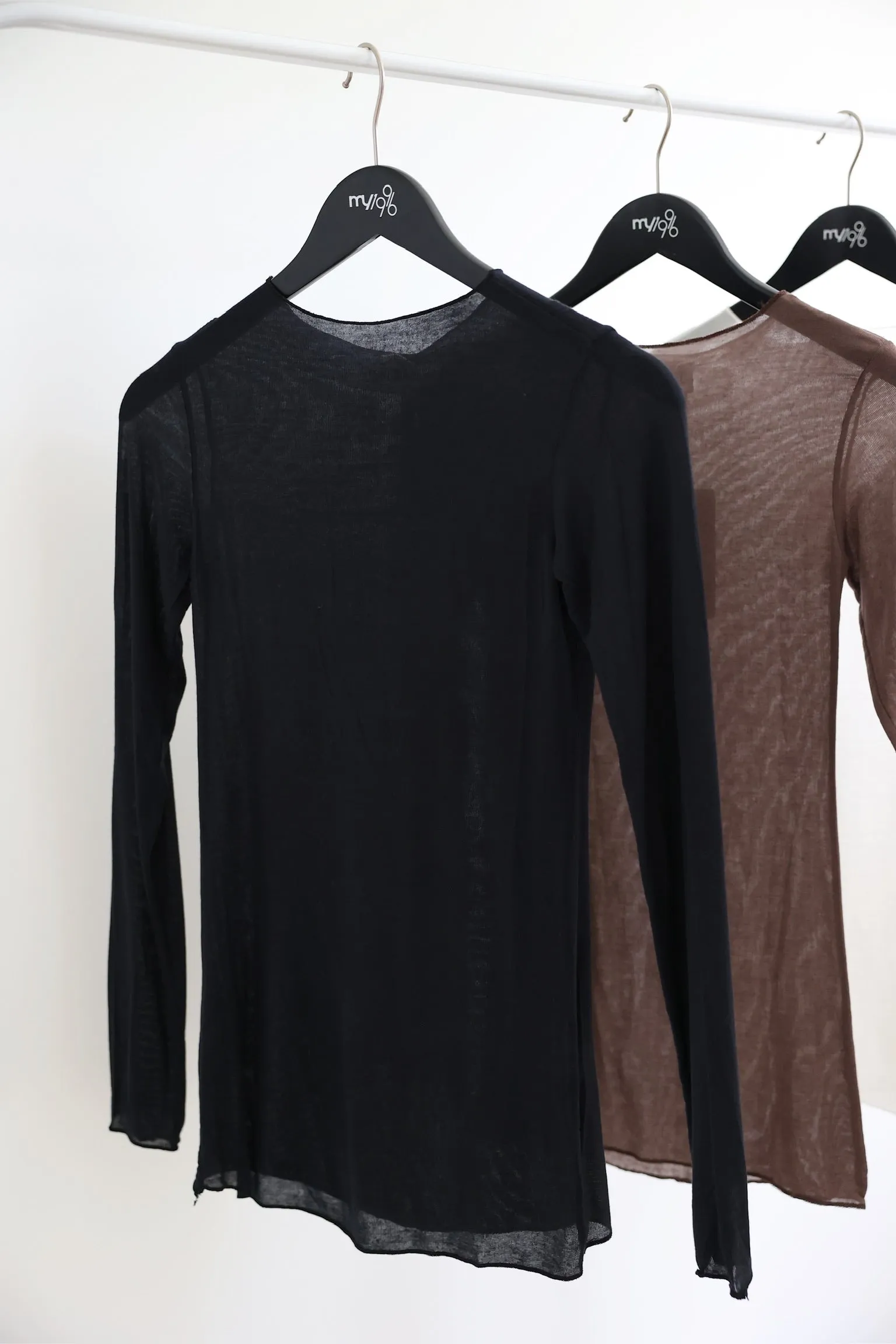 SUÉTER BAJO CASHMERE  NEGRO