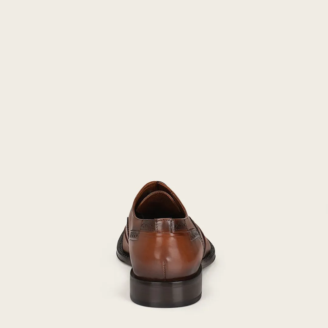 Zapato de vestir en piel genuina